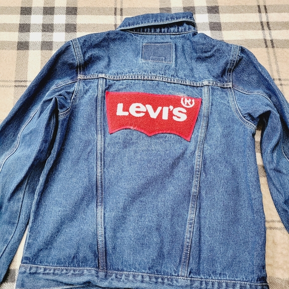 Levi's denim jacket - Picture 4 of 7